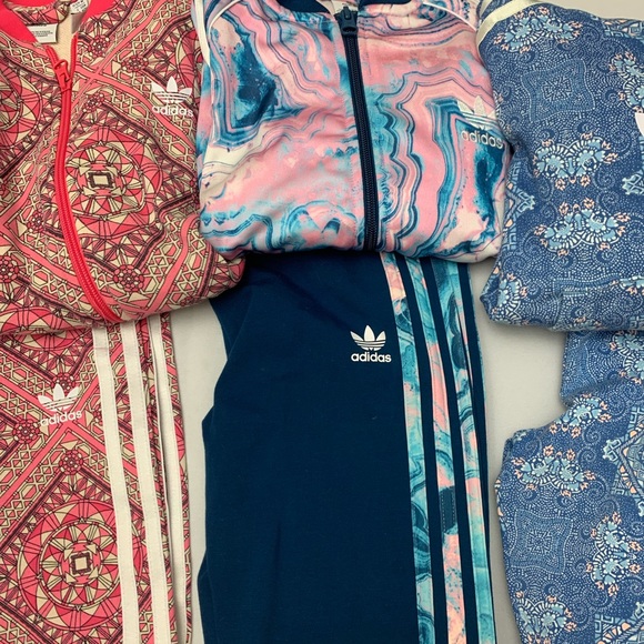 Adidas girls track suit bundle size 10-12. - Picture 4 of 6